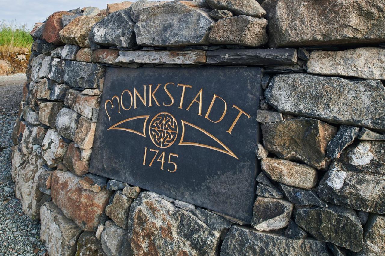 Monkstadt 1745 Restaurant With Rooms Portree Dış mekan fotoğraf